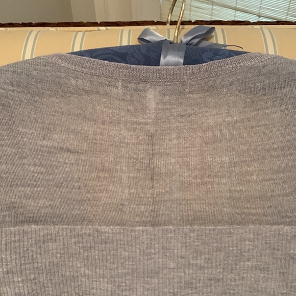 WEEKEND STORIES INTERMIX ROXY SWEATER IN LIGHT GREY SOFT JERSEY SIZE MEDIUM - Picture 13 of 16